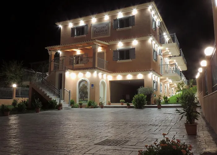 Lejlighedshotel Pantelis Corfu - Adults Only Ýpsos